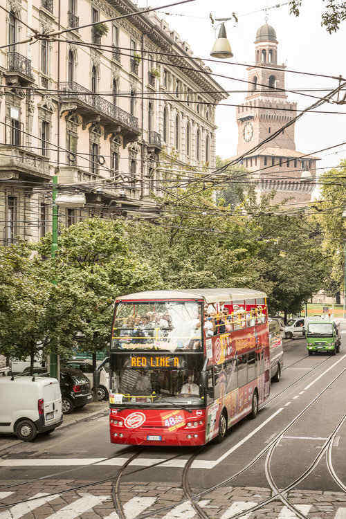  tour-de-milan-en-bus-a-arrets-multiple