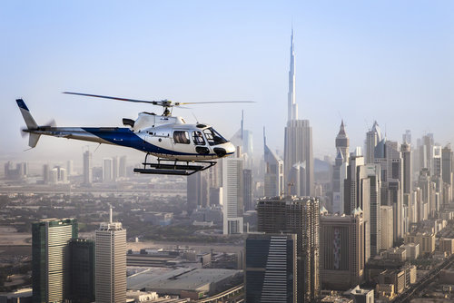  business-bay-dubai-vol-de-vingt-deux-minutes-en-helico