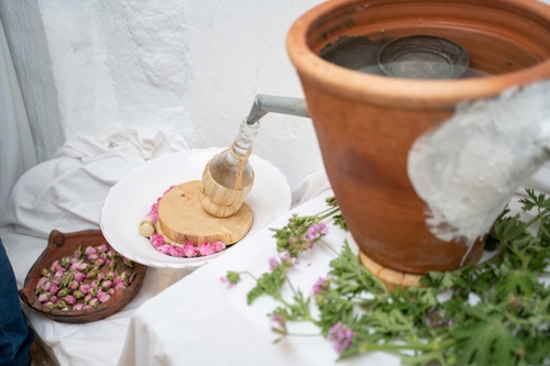  distillation-eau-florale