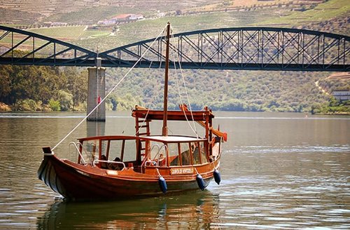 la-vallee-du-douro-visite-avec-pick-up-tour-en-bateau